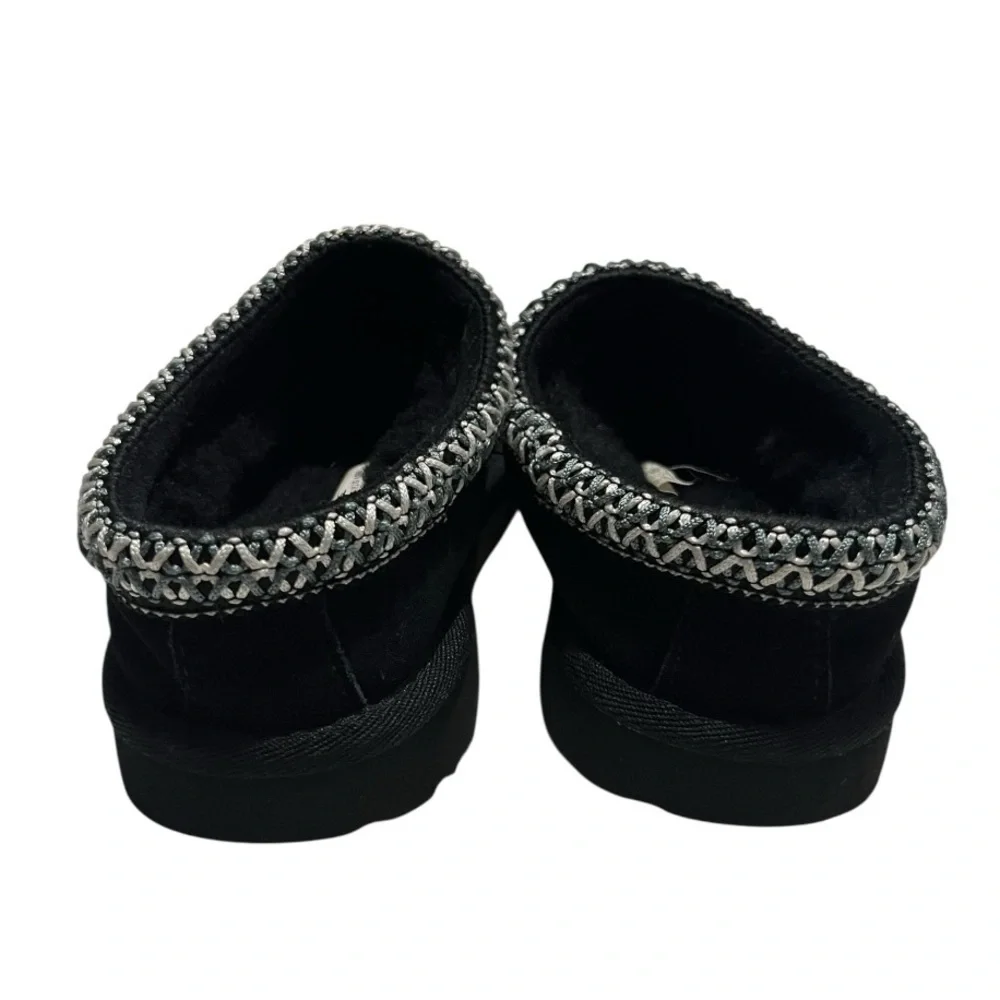 UGG iconic tasman